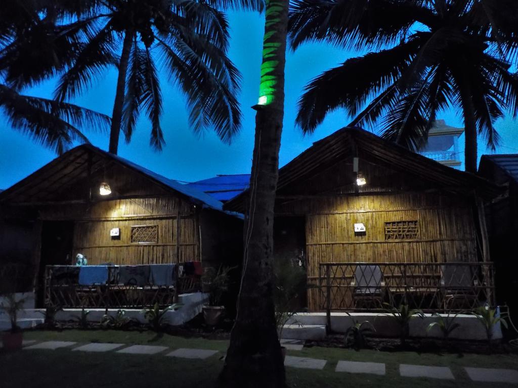 Guest House The Sunset Мандрем Екстериор снимка